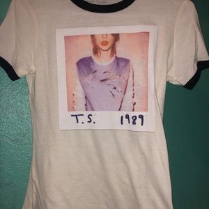 Taylor Swift 1989 World Tour T-Shirt